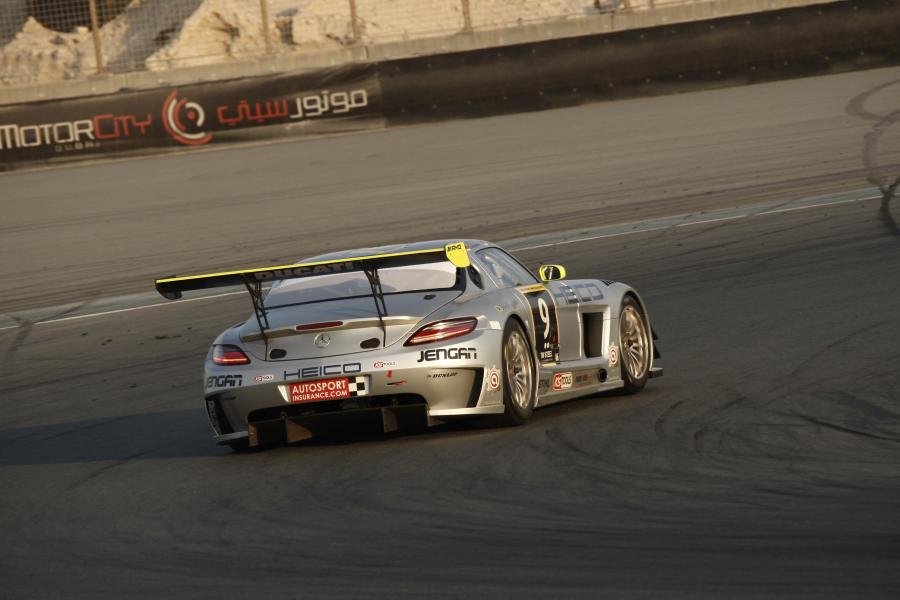  Mercedes-Benz SLS AMG GT3 24h Dubai 2011 года  (фото 13 из 20)